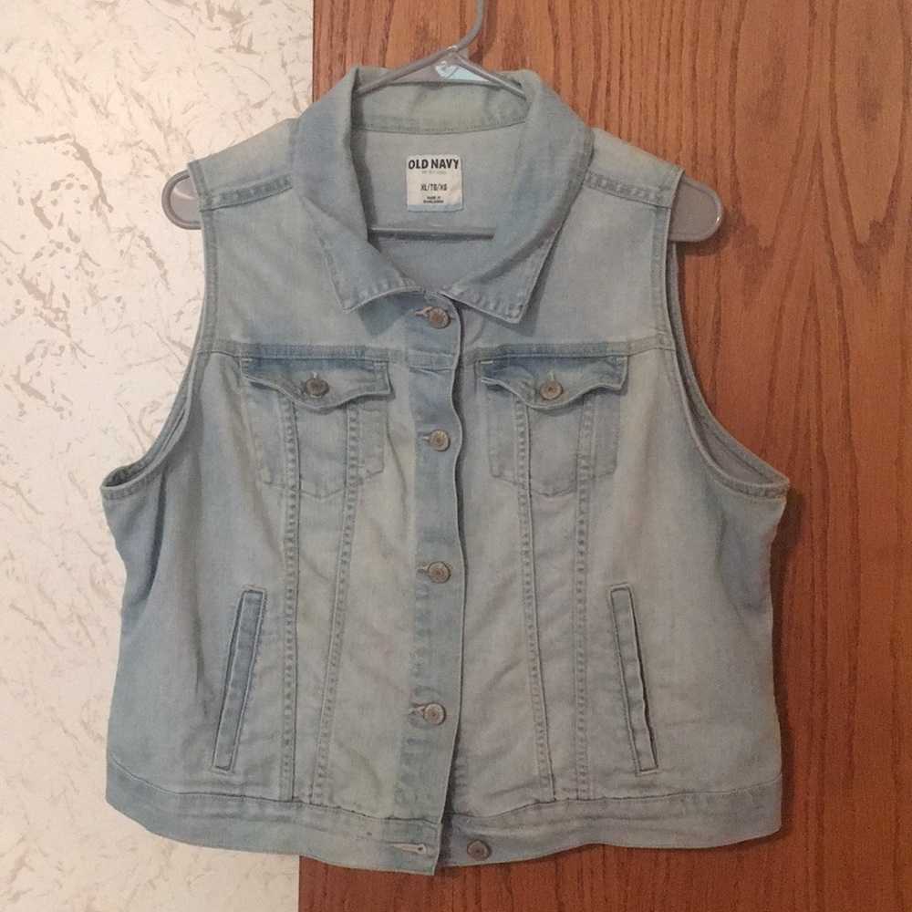 Light wash jean vest